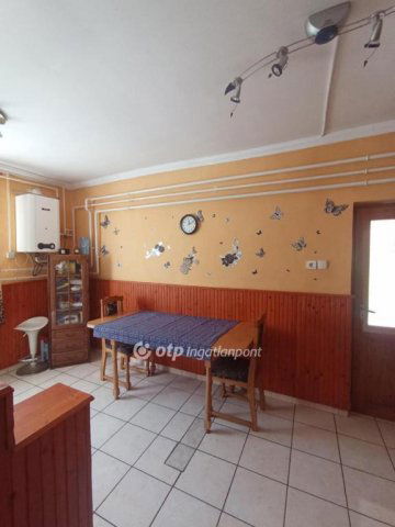Eladó családi ház, Derecskén 25.8 M Ft, 2+1 szobás