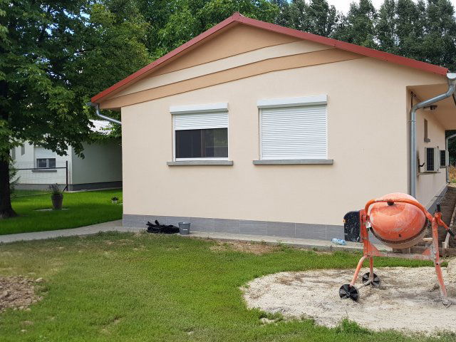 Eladó családi ház, Kecskeméten 49.9 M Ft, 5 szobás