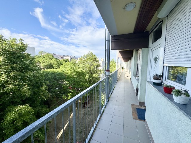 Eladó téglalakás, Szekszárdon, Herman Ottó utcában 32 M Ft