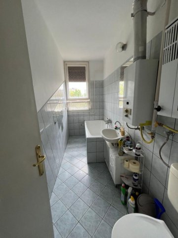 Eladó téglalakás, Debrecenben 49.5 M Ft, 2 szobás