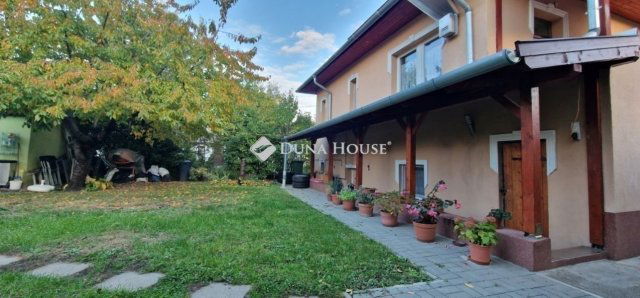 Eladó családi ház, Budapesten, XVII. kerületben 108.9 M Ft