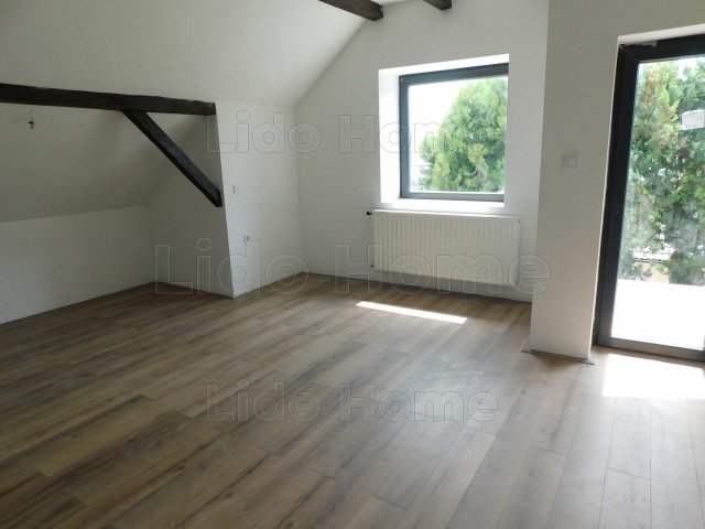 Eladó családi ház, Győrújbaráton 95.5 M Ft, 4 szobás