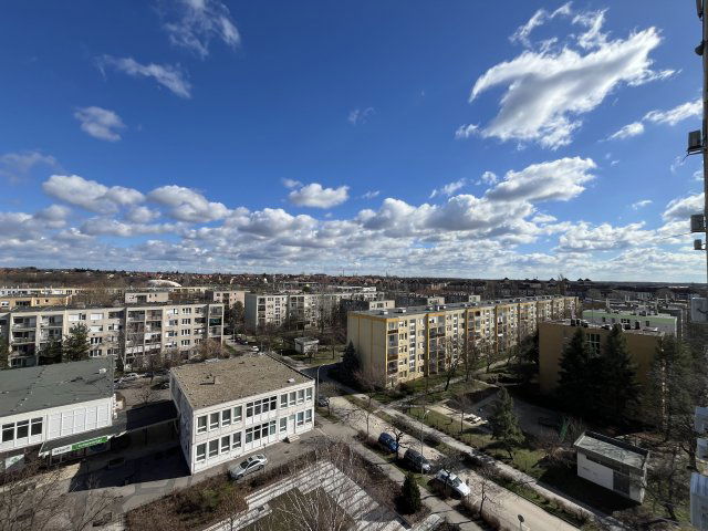 Eladó panellakás, XVIII. kerületben, Vándor Sándor utcában