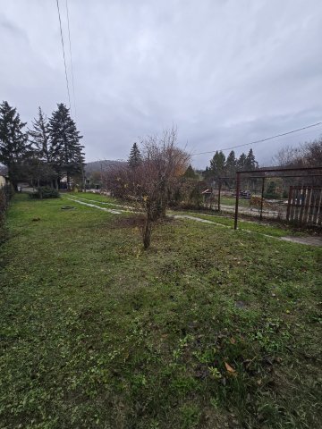 Eladó családi ház, Pomázon 31.5 M Ft, 4 szobás