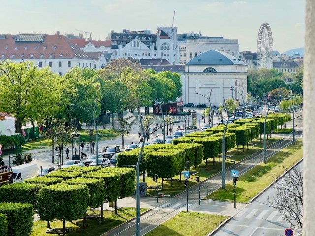 Eladó téglalakás, Budapesten, VII. kerületben, Károly körúton