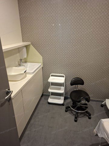 Kiadó üzlethelyiség, Sopronban 60 E Ft / hó, 1 szobás