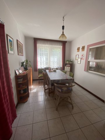 Eladó családi ház, Szombathelyen 79.9 M Ft, 6+3 szobás