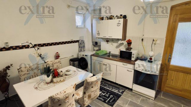 Eladó téglalakás, Szegeden 52.5 M Ft, 1 szobás