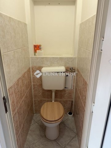 Eladó téglalakás, Pécsett 49.9 M Ft, 2 szobás