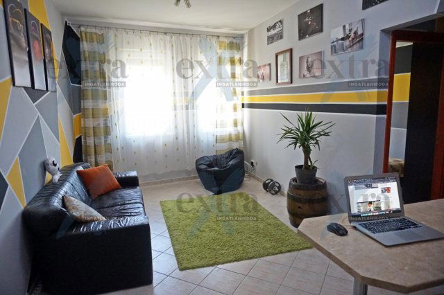 Kiadó téglalakás, albérlet, Szegeden 180 E Ft / hó, 2 szobás