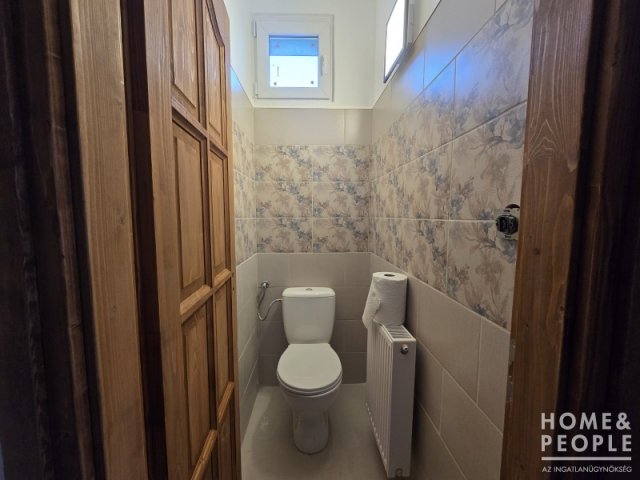 Eladó családi ház, Makón 69.999 M Ft, 3+1 szobás