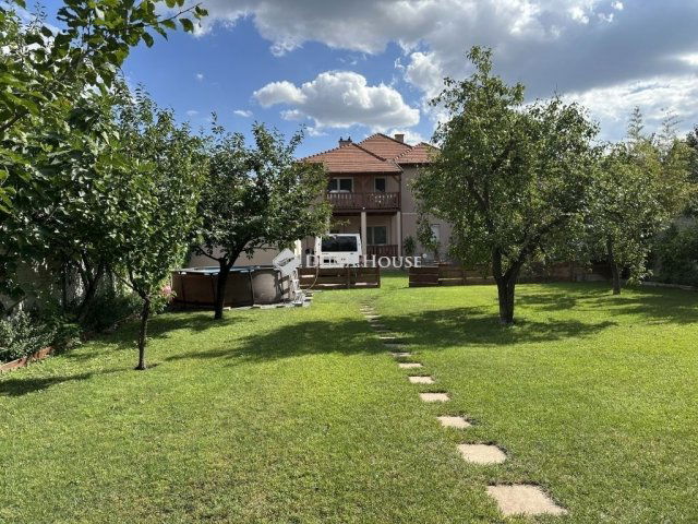 Eladó családi ház, Budapesten, XXI. kerületben 214.9 M Ft