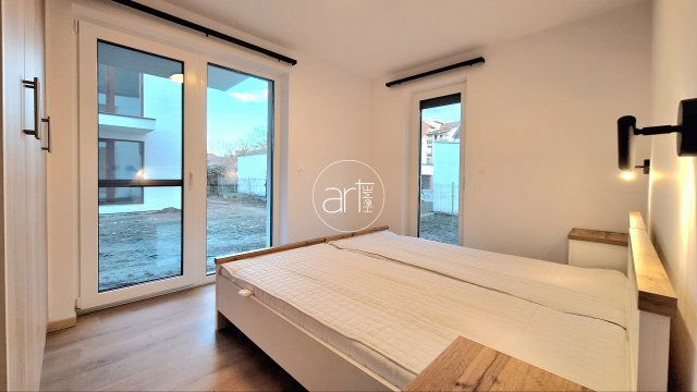 Kiadó téglalakás, albérlet, Szegeden 210 E Ft / hó, 2 szobás