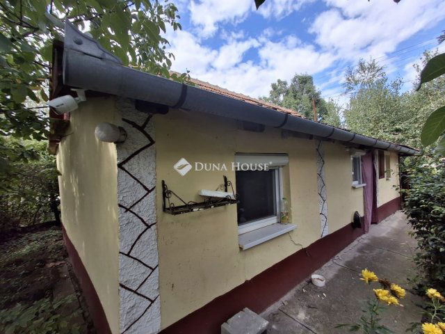 Eladó családi ház, Mezősason 6 M Ft, 2 szobás