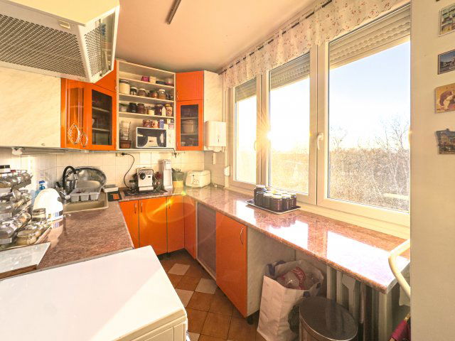 Eladó panellakás, Budapesten, XV. kerületben, Nyírpalota úton