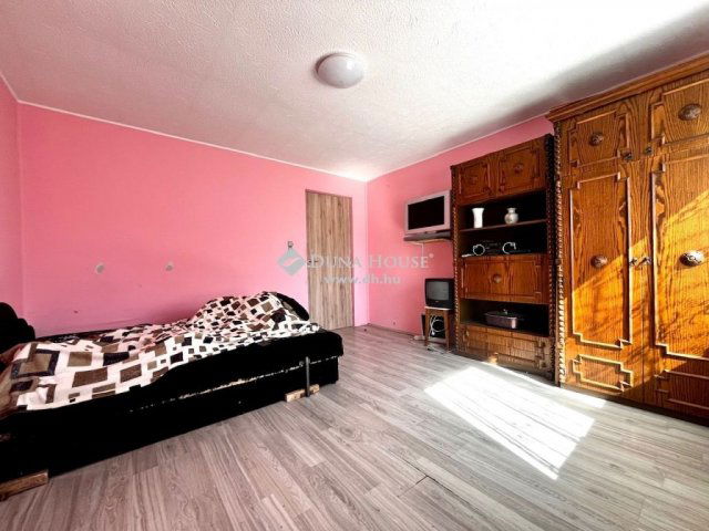 Eladó családi ház, Nagyatádon 24.99 M Ft, 3 szobás
