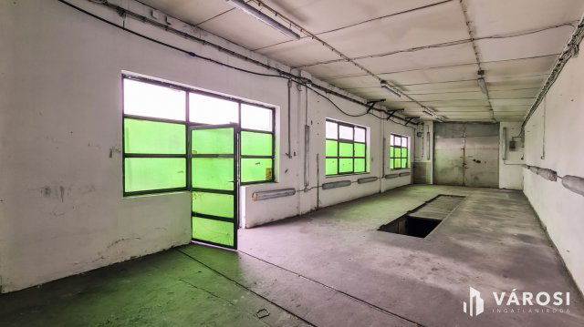Kiadó ipari ingatlan, Szentendrén 156 E Ft / hó
