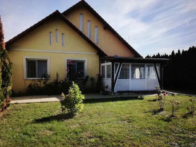 Eladó családi ház, Kehidakustányban 103.74 M Ft, 4 szobás