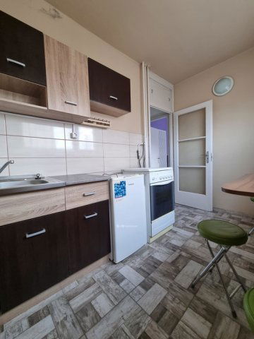 Eladó panellakás, Győrött 53.9 M Ft, 1+1 szobás