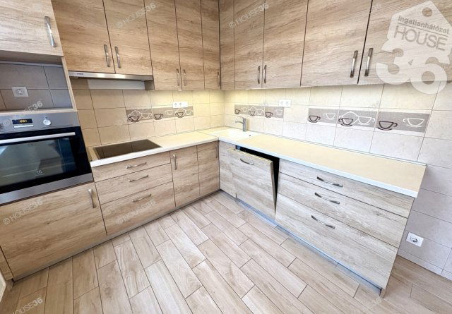 Eladó téglalakás, Kecskeméten 77.9 M Ft, 4 szobás