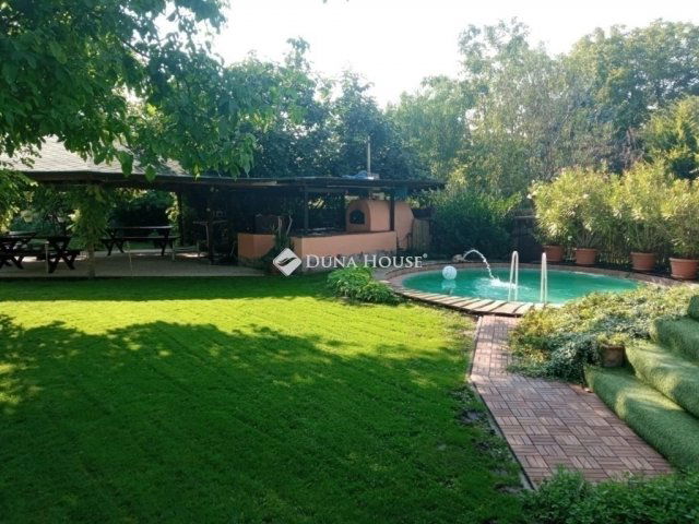 Eladó családi ház, Monoron 139 M Ft, 5 szobás