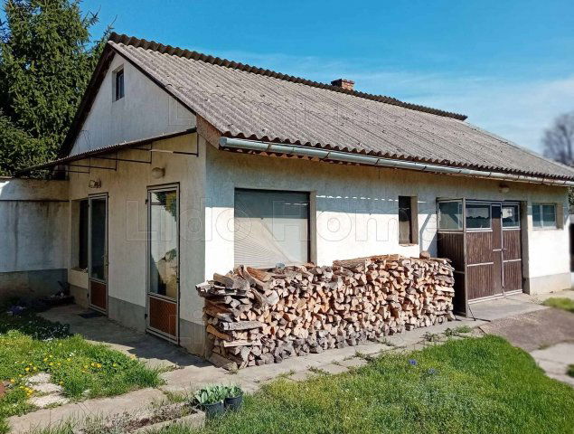 Eladó családi ház, Siófokon 67 M Ft / költözzbe.hu
