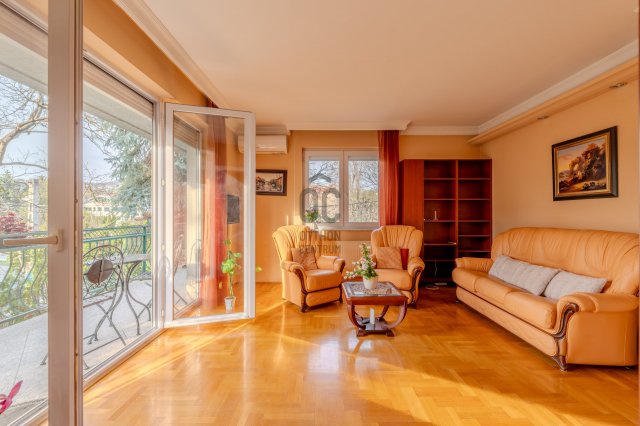 Eladó téglalakás, Budapesten, II. kerületben, Budenz úton