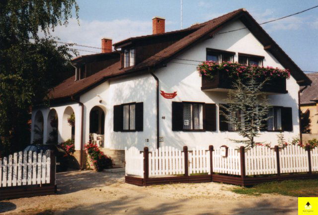 Eladó családi ház, Bükön 80.9 M Ft, 16 szobás