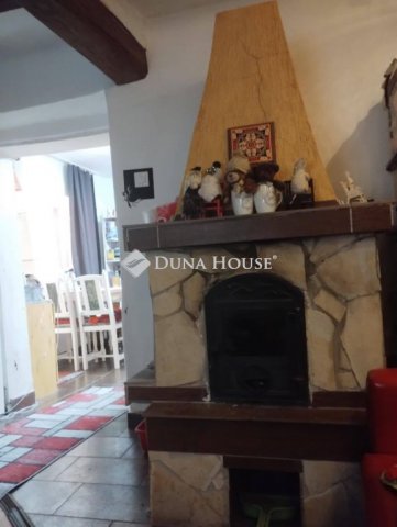 Eladó családi ház, Rákóczifalván 20 M Ft, 2 szobás