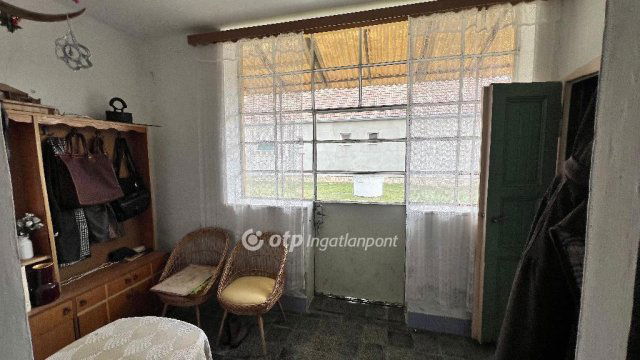 Eladó családi ház, Csóton 12.9 M Ft, 3 szobás