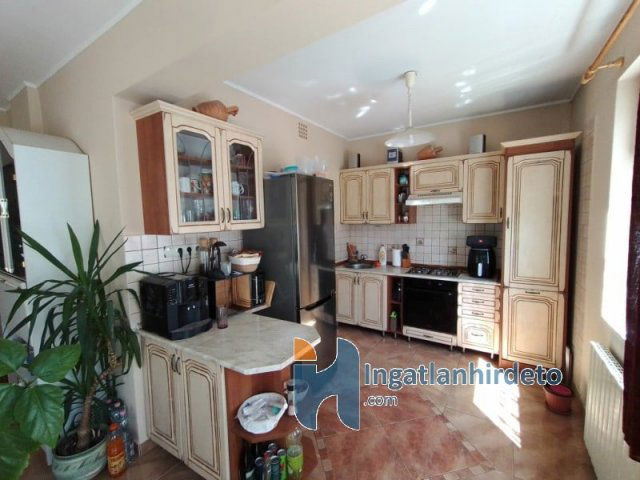 Eladó családi ház, Bátonyterenyén 40 M Ft, 4 szobás