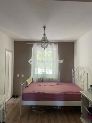 Eladó családi ház, Monorierdőn 125 M Ft, 5 szobás