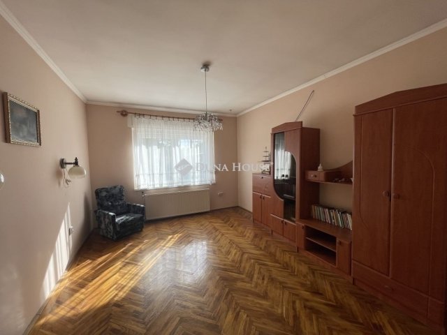 Eladó családi ház, Budapesten, XVIII. kerületben 125 M Ft