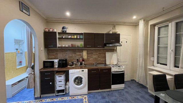 Eladó téglalakás, Győrött 43.9 M Ft, 2 szobás