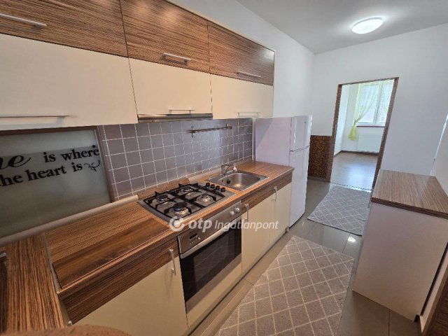 Kiadó téglalakás, albérlet, Miskolcon 120 E Ft / hó, 1+1 szobás