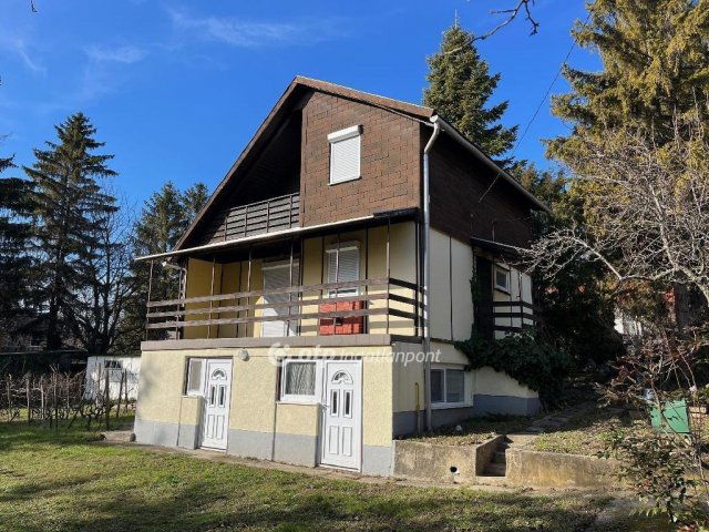 Eladó nyaraló, Csókakőn 44.5 M Ft, 2+4 szobás