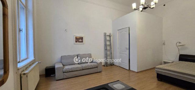 Eladó téglalakás, Budapesten, VII. kerületben 109.9 M Ft