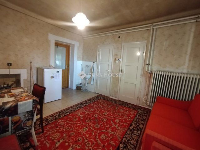 Eladó családi ház, Soltvadkerten 32 M Ft, 4 szobás