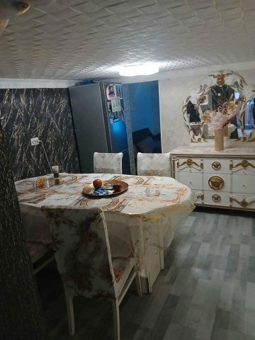 Eladó nyaraló, Tatabányán 21.9 M Ft, 3 szobás