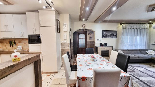Eladó családi ház, Pócspetrin 52.5 M Ft, 3 szobás