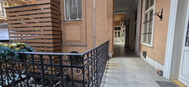 Eladó téglalakás, Budapesten, VIII. kerületben, József körúton