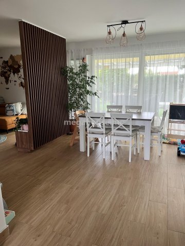 Eladó sorház, Budapesten, XI. kerületben 165.99 M Ft, 4 szobás