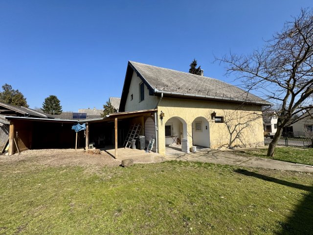 Eladó családi ház, Zalaszántón 49.9 M Ft, 5 szobás