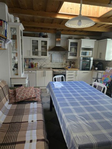 Eladó családi ház, Törökbálinton 180 M Ft, 6 szobás