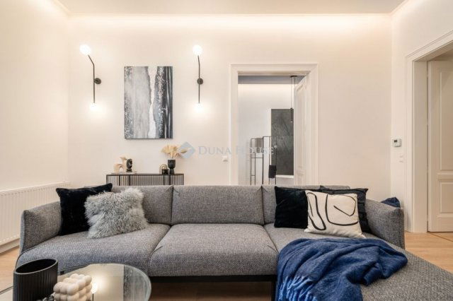 Eladó téglalakás, Budapesten, II. kerületben 164 M Ft, 2 szobás