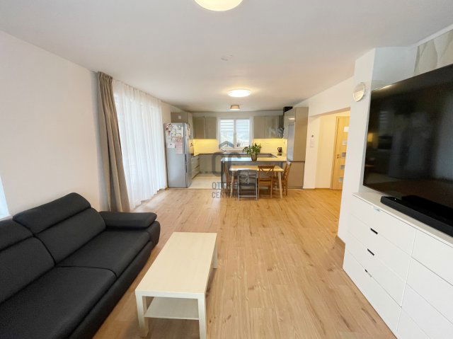 Eladó családi ház, Őrbottyánban 176 M Ft, 5 szobás