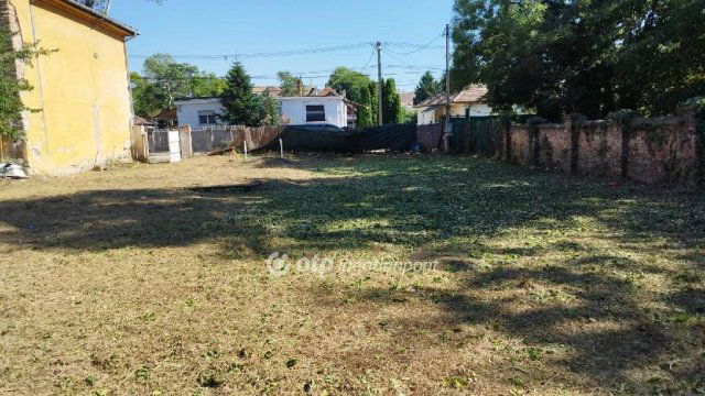 Eladó telek, Budapesten, XV. kerületben 49.7 M Ft