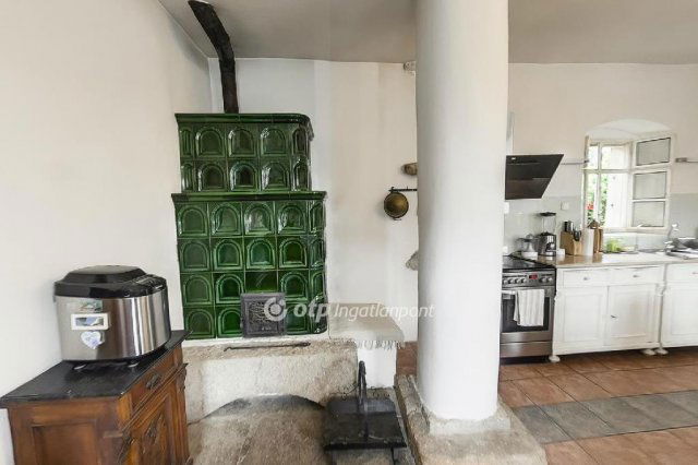 Eladó családi ház, Pilisborosjenőn 249 M Ft, 6+1 szobás