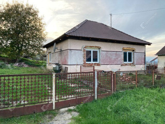 Eladó családi ház, Zalaegerszegen 23.9 M Ft, 3 szobás