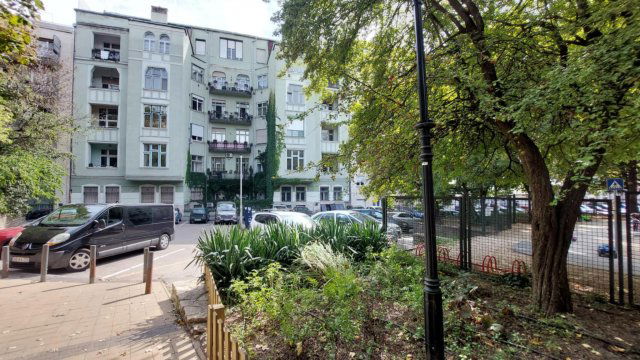 Eladó téglalakás, Budapesten, II. kerületben, Margit körúton